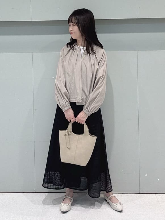 makiさんの「UNTITLED｜◆【セットアップ可/はっ水】シャイニータイプライターブルゾン」を使ったコーディネート