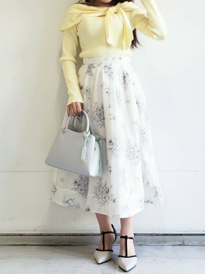 Riaさんの「index｜ビジューボタンヘンリーネックニット【洗濯機OK】」を使ったコーディネート