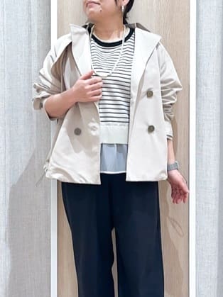 naoさんの「grove｜【撥水／シルエット2WAY】軽やかミドルトレンチコート」を使ったコーディネート