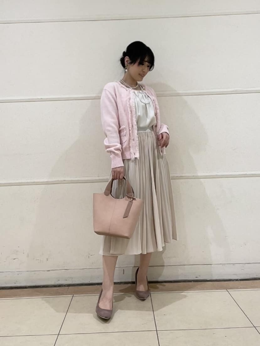 watanabeさんの「UNTITLED｜【洗える/ジャケット風】ツイードニットカーディガン」を使ったコーディネート