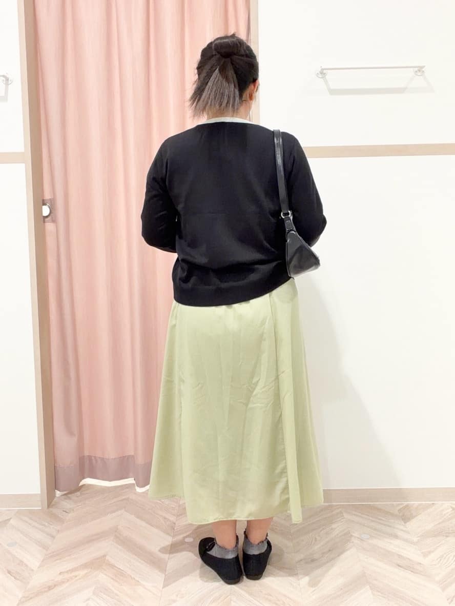 まちゃんなちゃんさんの「SHOO･LA･RUE｜ふんわり女性らしさあふれる ギャザーフレアスカート」を使ったコーディネート
