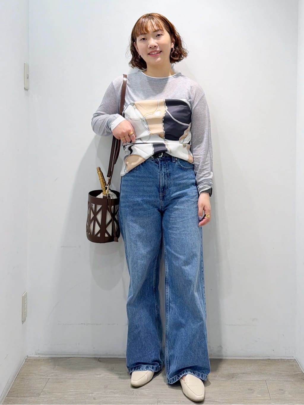 sumicaさんの「OPAQUE.CLIP｜配色レイヤードロングスリーブTシャツ【洗える】」を使ったコーディネート