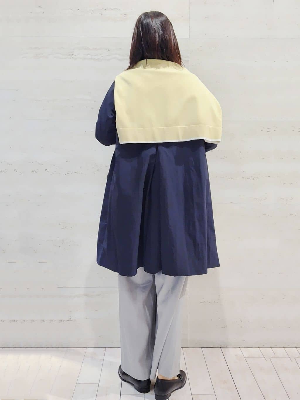 よしみさんの「OPAQUE.CLIP｜撥水ステンカラーコート【洗える】」を使ったコーディネート