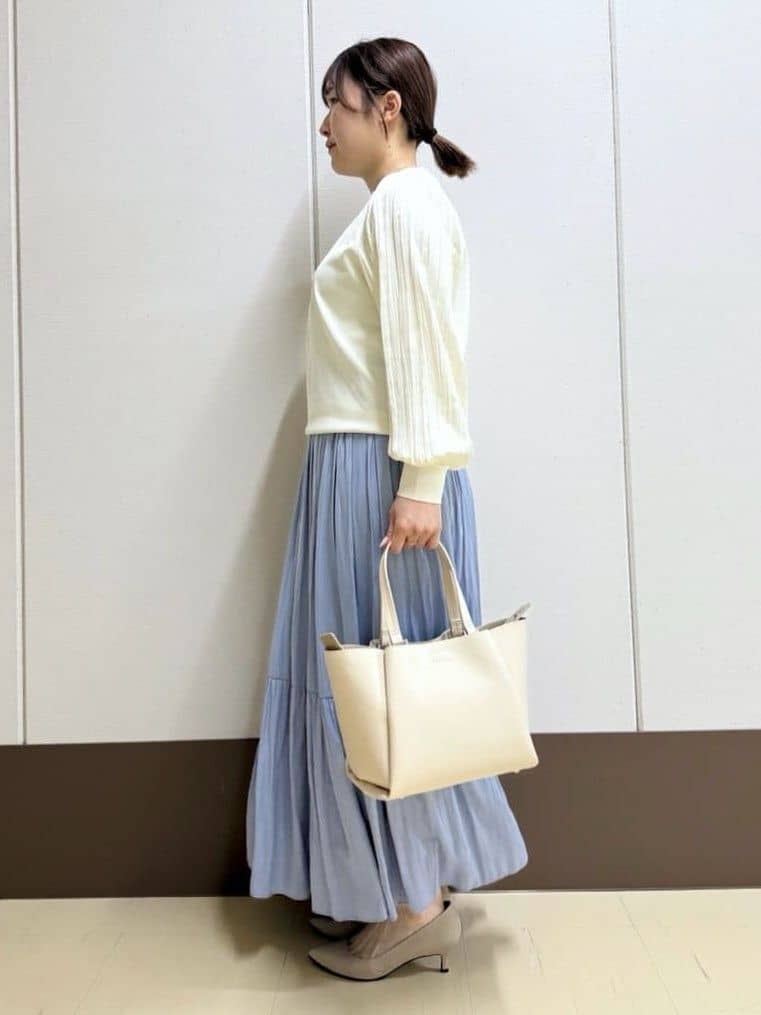 Rikoさんの「INDIVI｜【洗える／華やか】袖プリーツニット」を使ったコーディネート