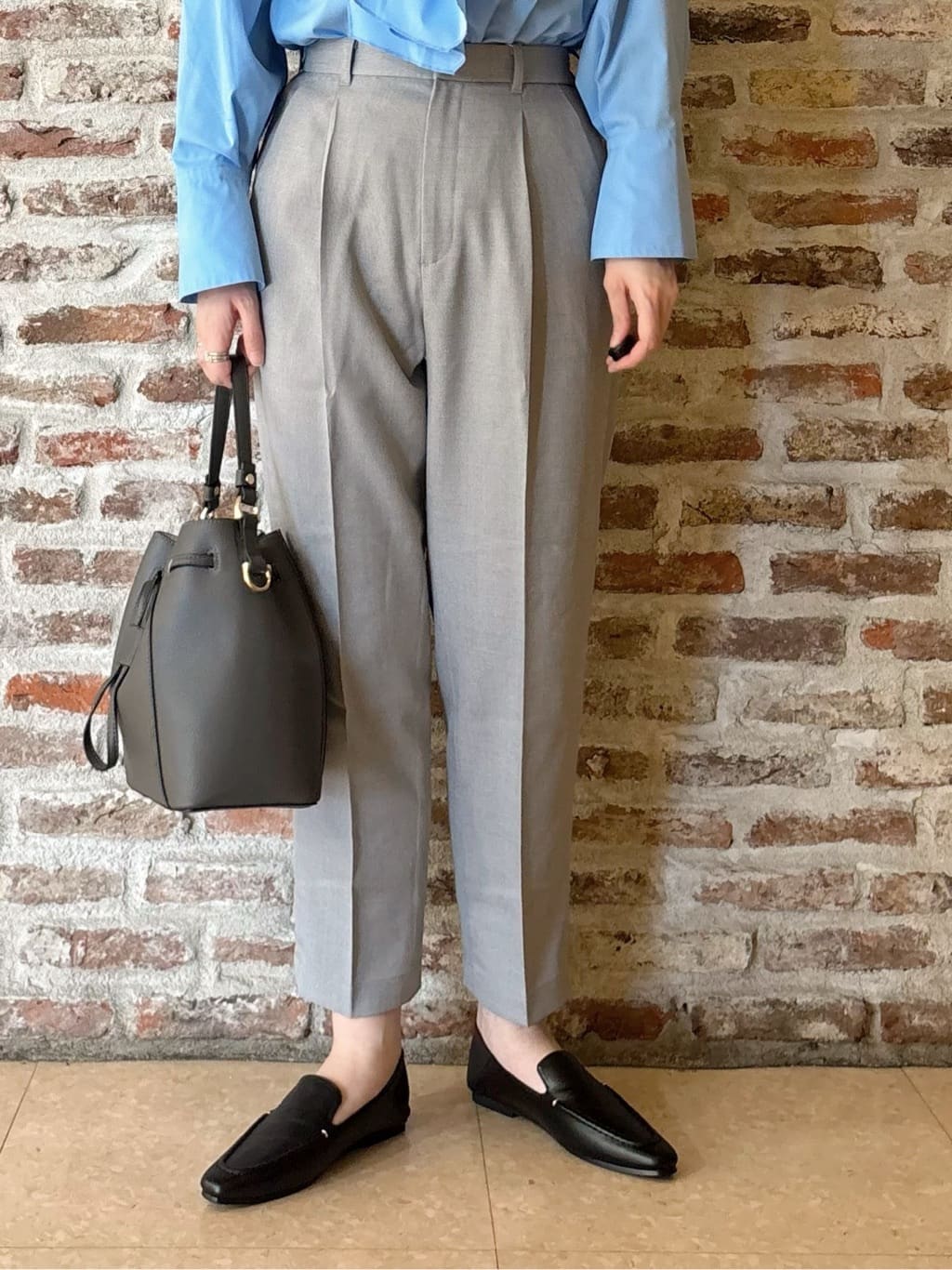 しばさんの「THE SHOP TK｜【通勤にもデイリーにも】CAVIAN 金ボタンダブルブレストジャケット」を使ったコーディネート