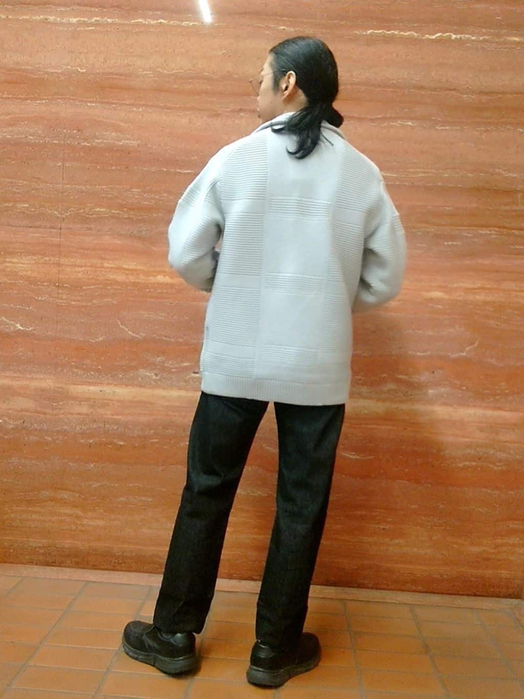 かしげるさんの「TAKEO KIKUCHI｜畦編みチェック ニットカーディガン」を使ったコーディネート