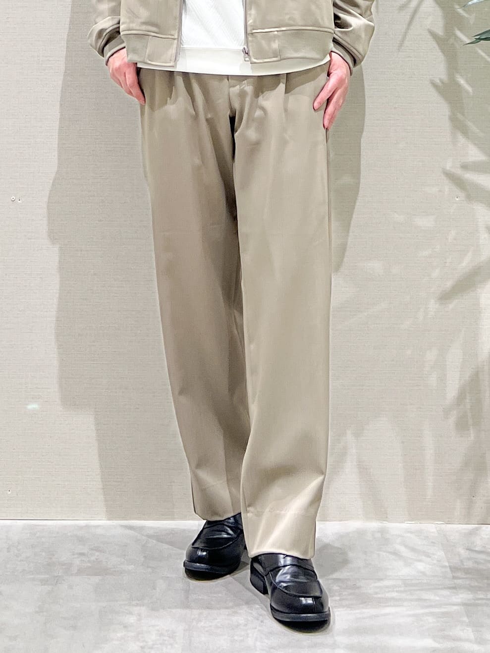 SHI-MAさんの「THE SHOP TK｜FLEX LINE ストレッチリブブルゾン　ストレッチ/防シワ/マシンウォッシャブル/セットアップ可」を使ったコーディネート