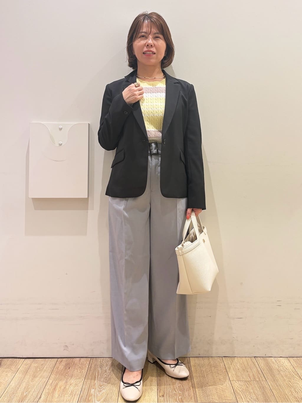 YUKOさんの「index｜【吸水速乾】ストレッチワイドストレートパンツ／セットアップ対応《洗濯機OK》」を使ったコーディネート