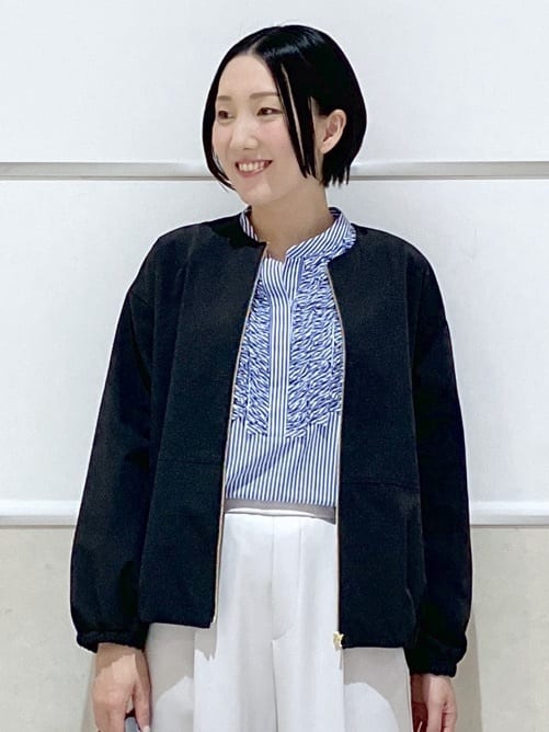 eriko さんの「Dessin｜【着映え/洗える】フロントフリルブラウス」を使ったコーディネート