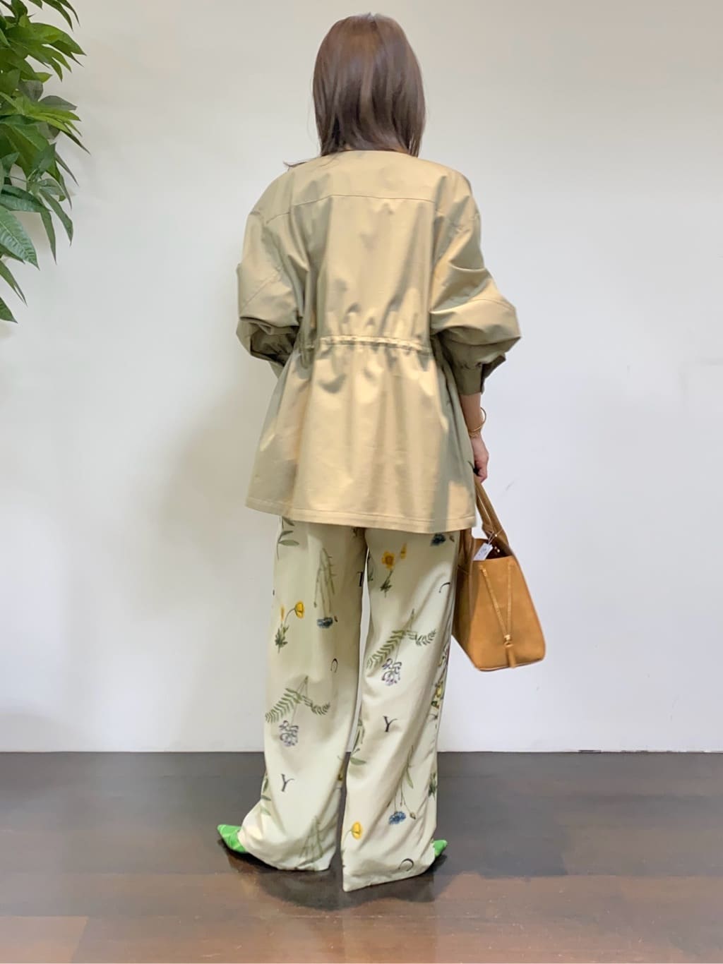 tomoさんの「UNTITLED｜◆【はっ水】ライトコットンミリタリーコート」を使ったコーディネート