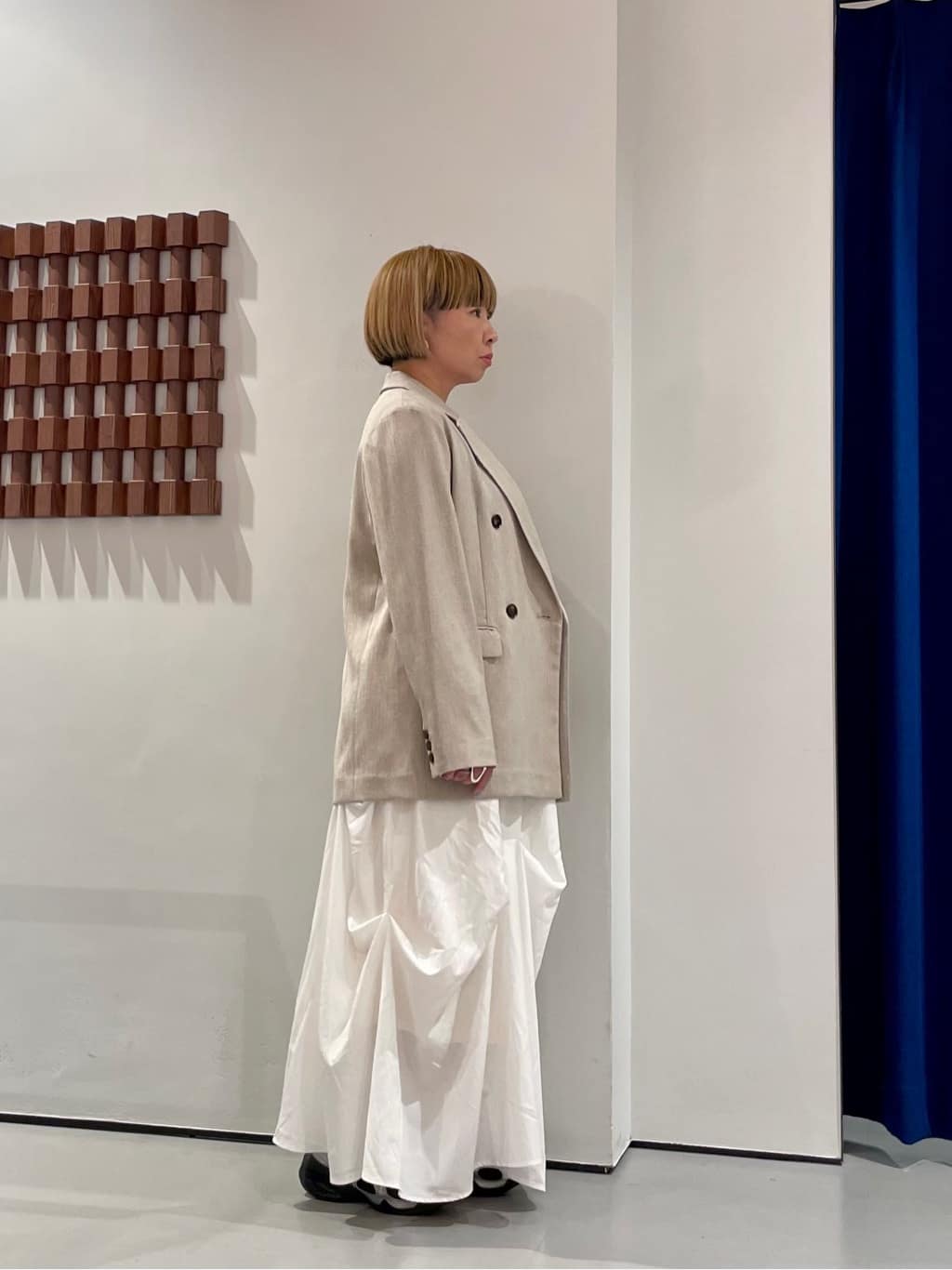 KOUさんの「INDIVI｜アートプリントスカーフ」を使ったコーディネート