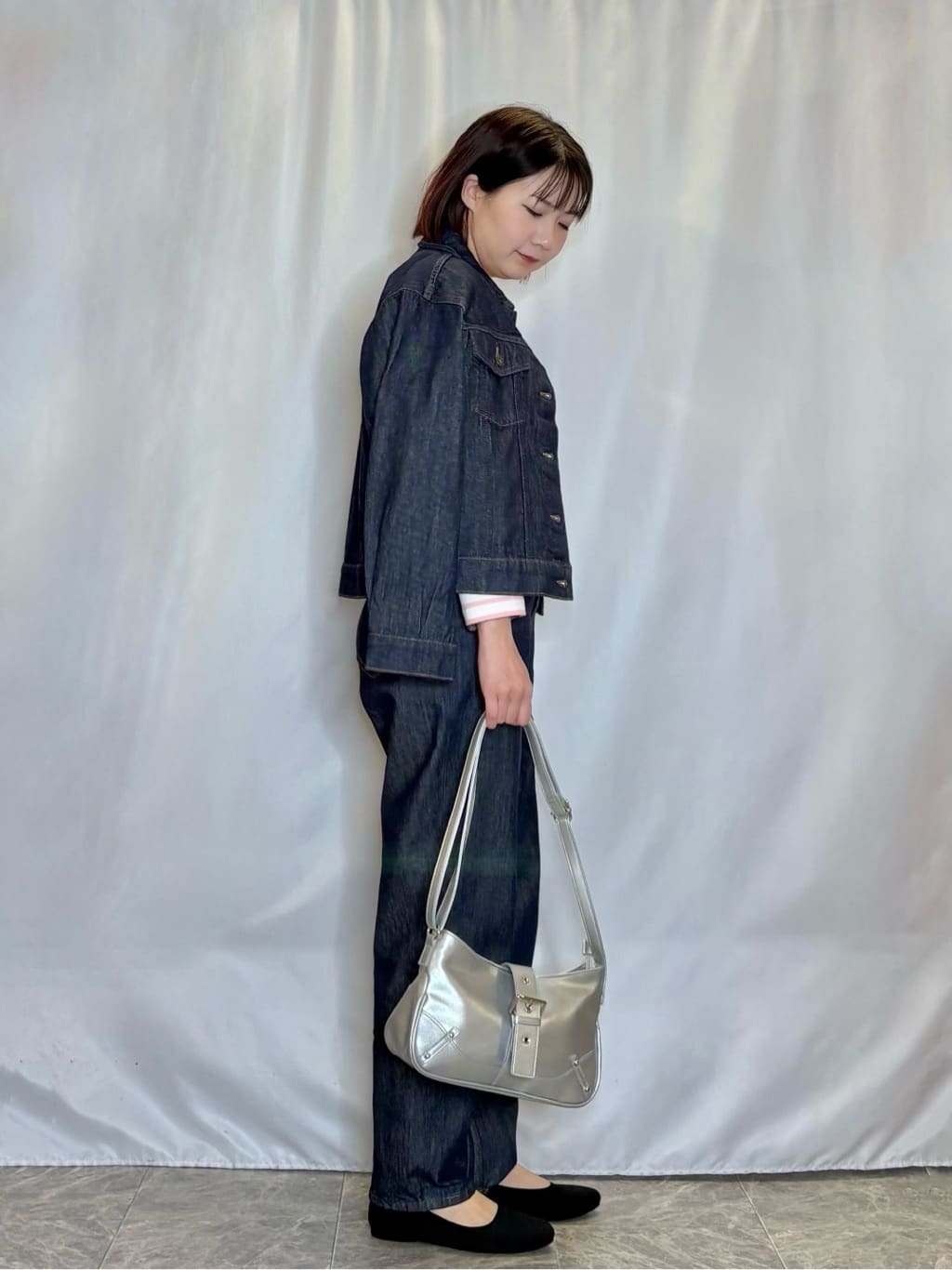 ネリさんの「SHOO･LA･RUE｜【SHOO・LA・RUE DENIM】羽織るだけでこなれる　オーバーサイズデニムジャケット」を使ったコーディネート