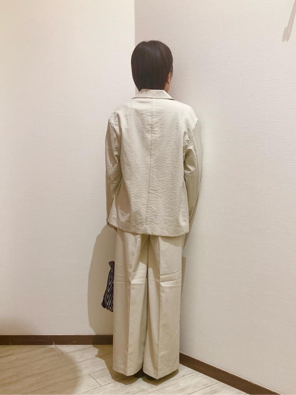 さとさんの「SHOO･LA･RUE｜【洗濯機可/セットアップ可/UV/SS-LL】楽してきちんと きれい見えゆったりワイドパンツ」を使ったコーディネート