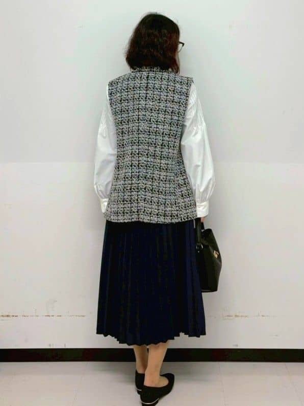くまみさんの「OPAQUE.CLIP｜《通勤対応》ツイードジレ【洗える】」を使ったコーディネート