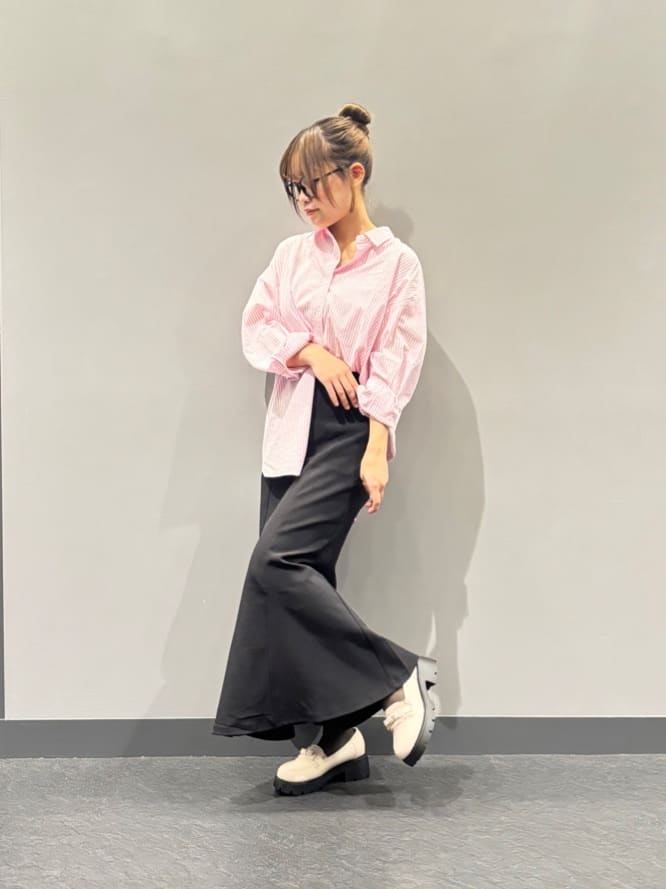 せらら⭐️さんの「ESPERANZA｜フリル付きリボンローファー」を使ったコーディネート