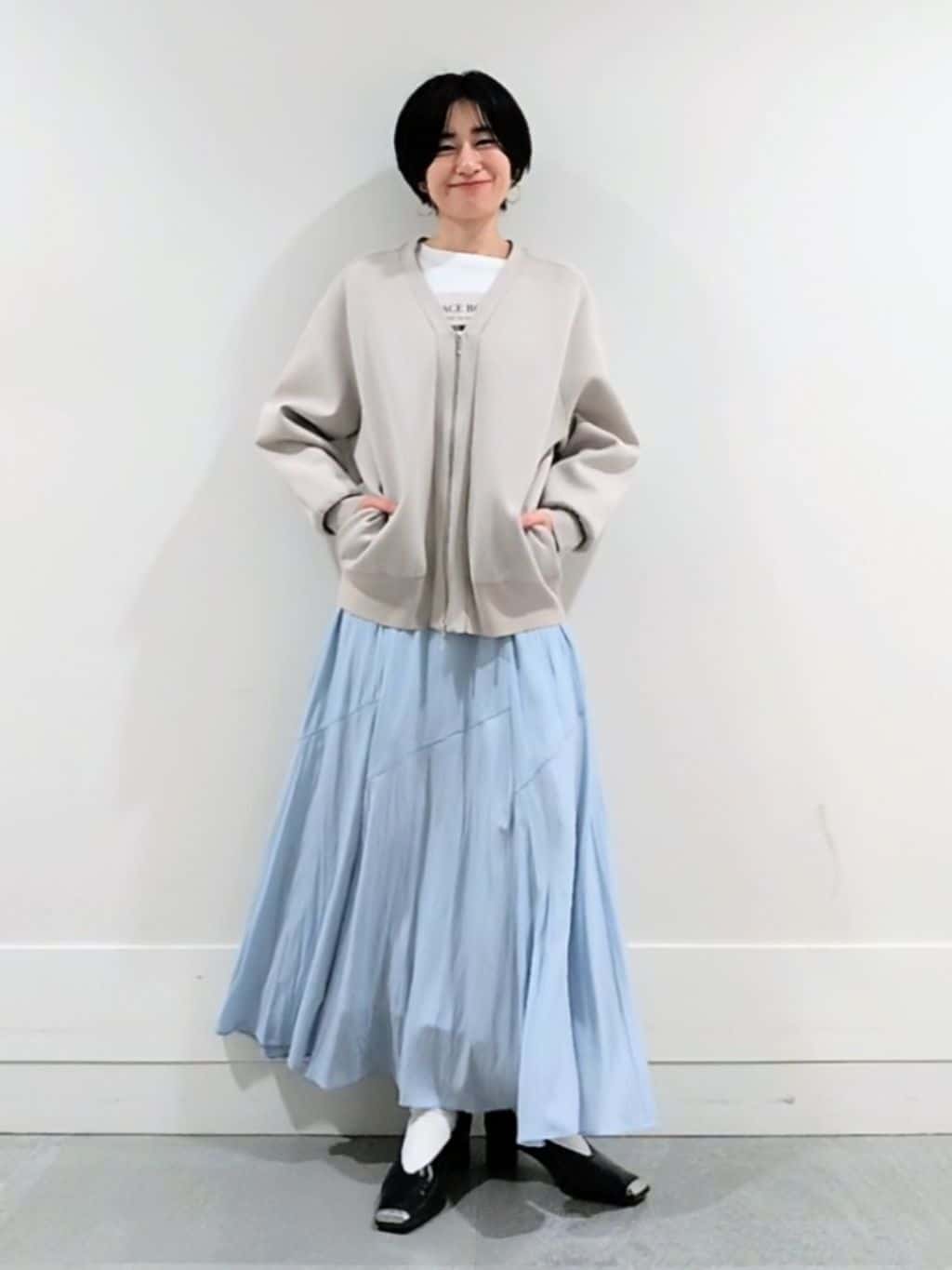 ミズタさんの「UNTITLED｜◆【洗える/後ろウエストゴム】ロングスカート」を使ったコーディネート