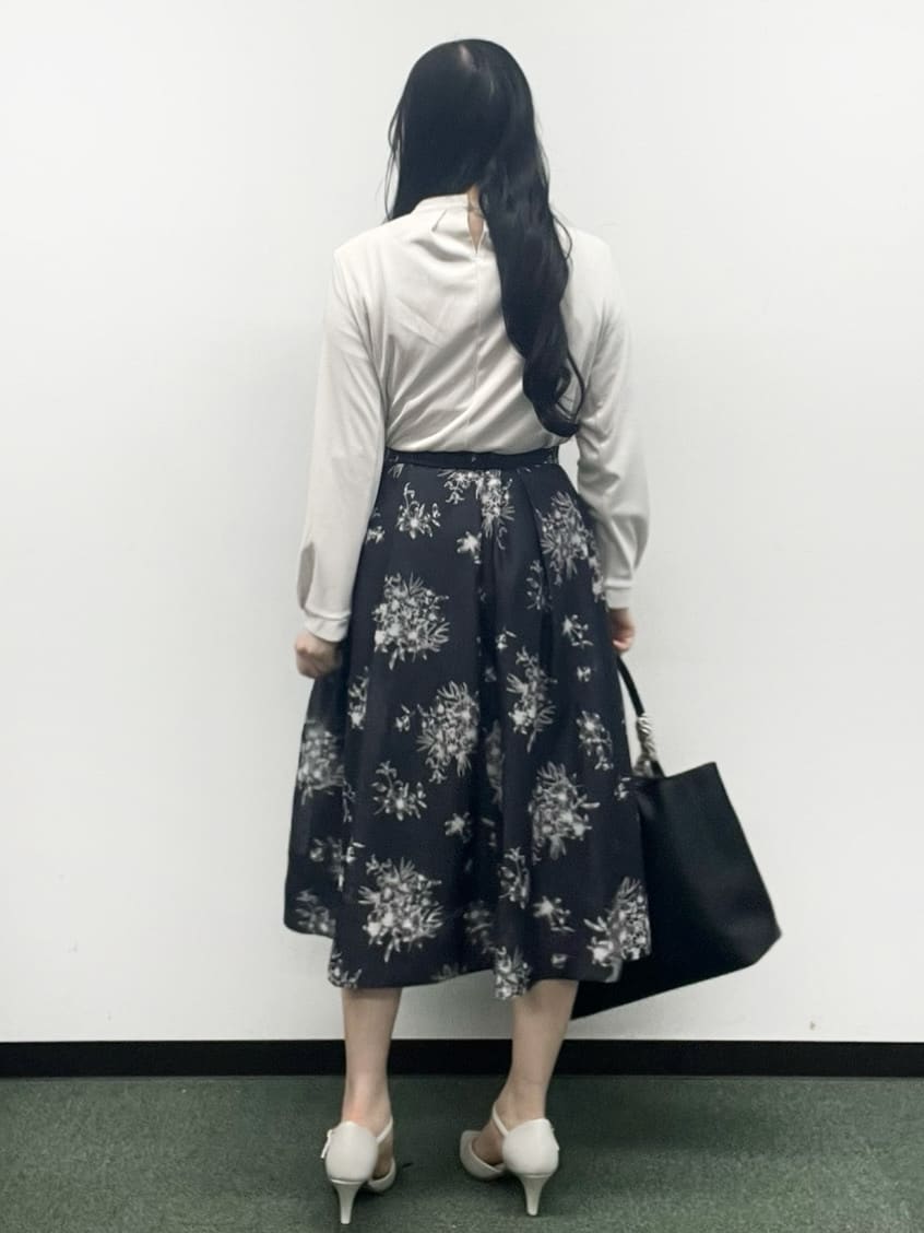 Hitomiさんの「index｜ランダムタックトップス【洗濯機OK／吸水速乾／接触冷感／UVケア】《5col》」を使ったコーディネート