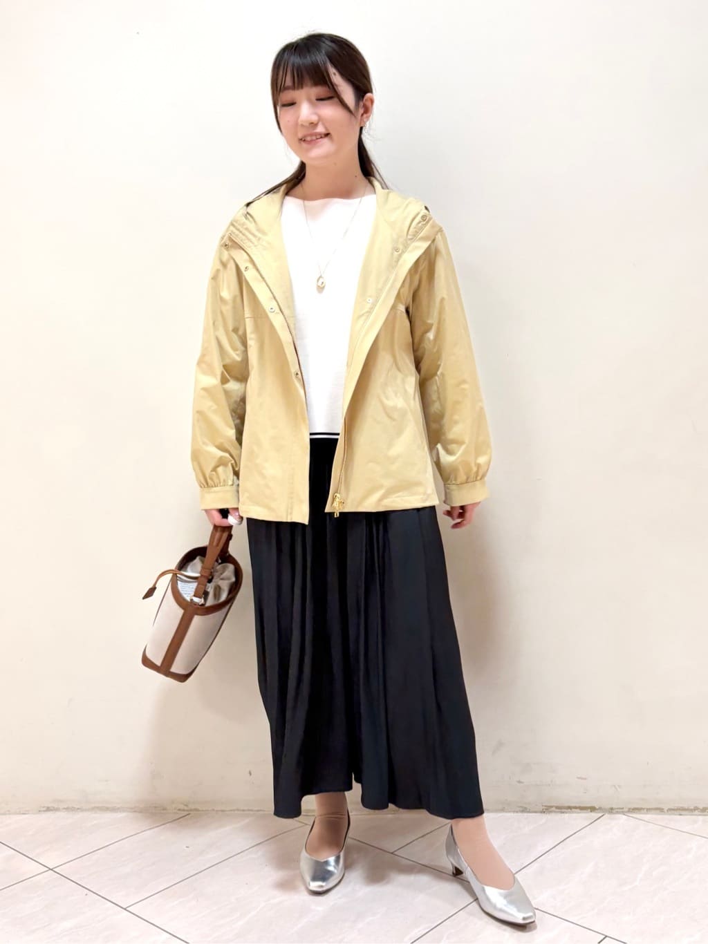mikiさんの「Reflect｜【花粉バリア】マウンテンパーカー」を使ったコーディネート