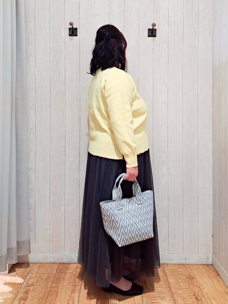 kotomiさんの「SHOO･LA･RUE｜【洗濯機可/S-LL】軽やかなパイピングがポイント スウェットライクニット」を使ったコーディネート