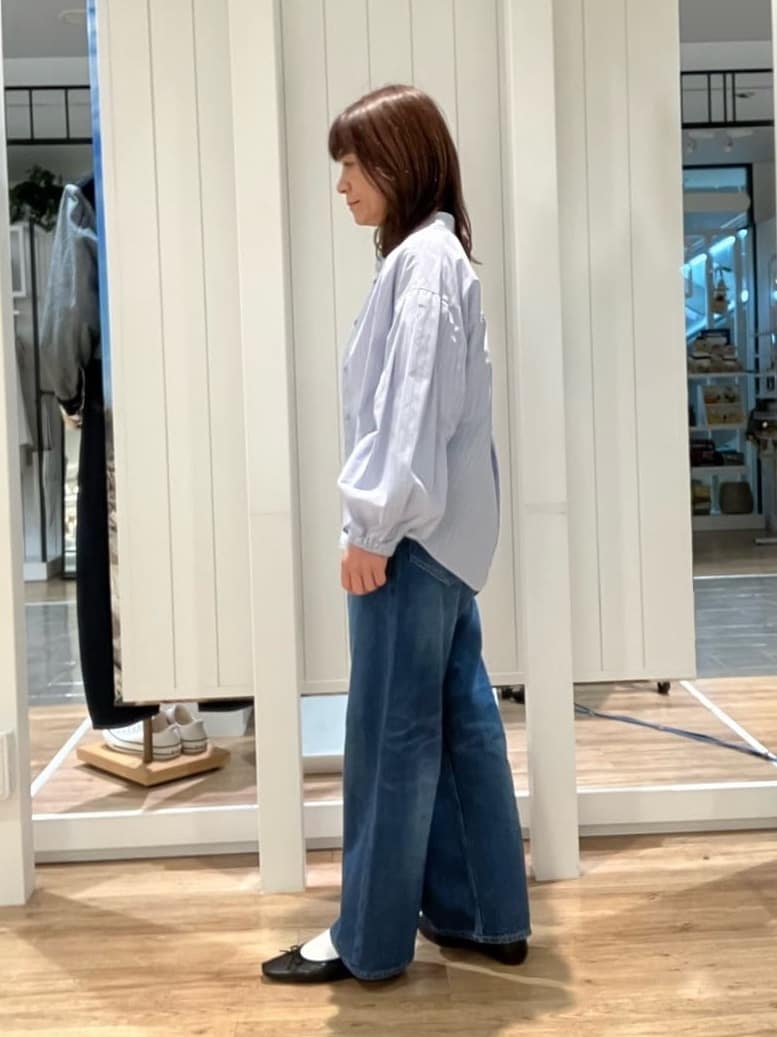 Fujitaさんの「Dessin｜【洗える】バルーンスリーブバンドカラーシャツ」を使ったコーディネート