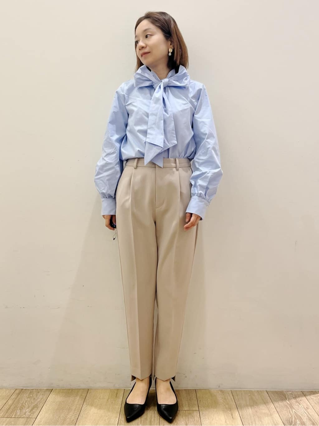 kcさんの「OPAQUE.CLIP｜ステップヘムテーパードパンツ／セットアップ対応可【洗濯機OK】」を使ったコーディネート