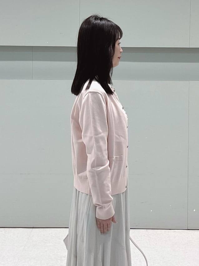 makiさんの「UNTITLED｜◆【アンサンブル可/洗える】クルーネックニットカーディガン」を使ったコーディネート