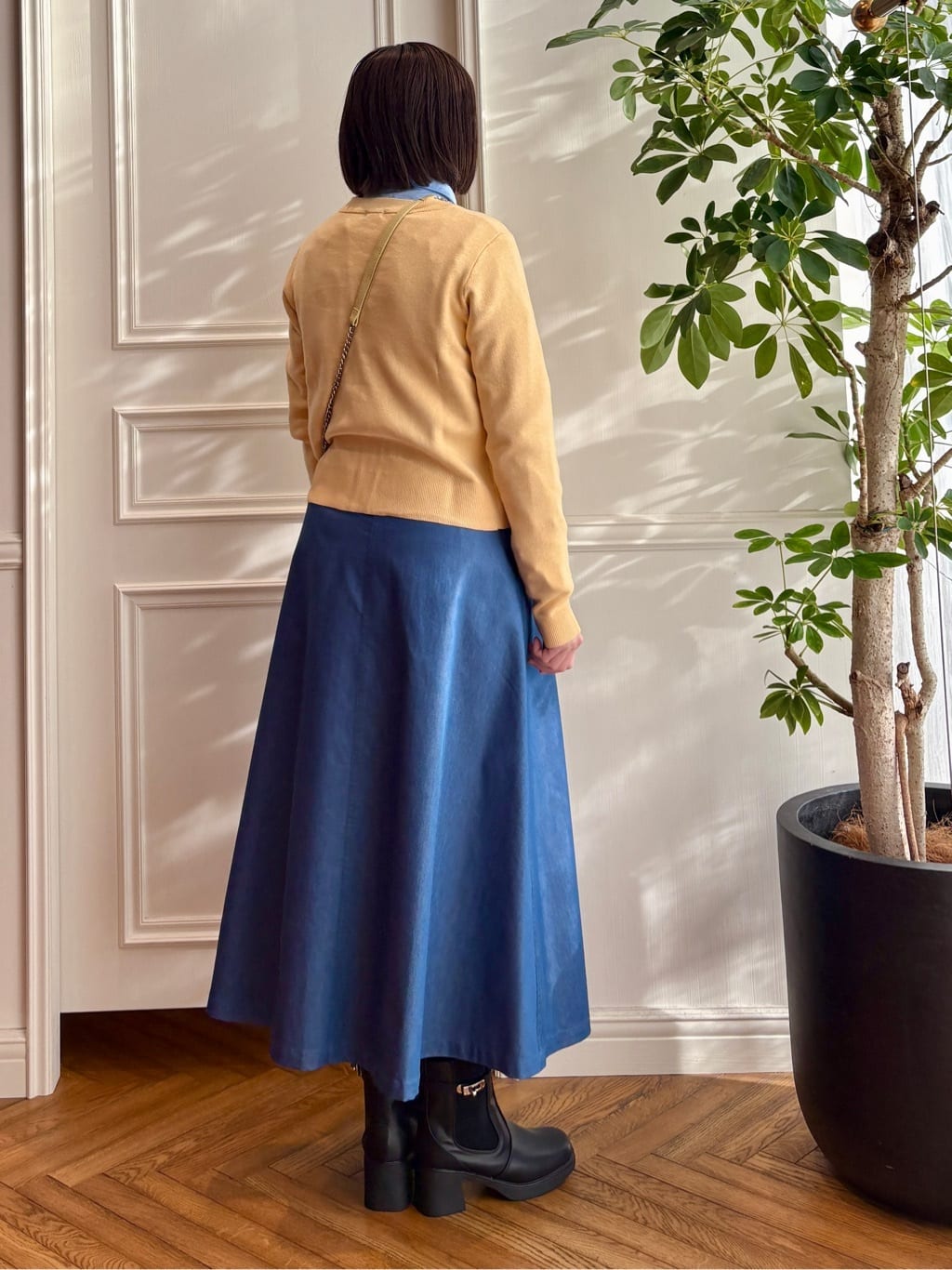 nakaoさんの「DRESSTERIOR｜【接触冷感/吸水速乾】クールタッチ デニムライク タックスカート」を使ったコーディネート