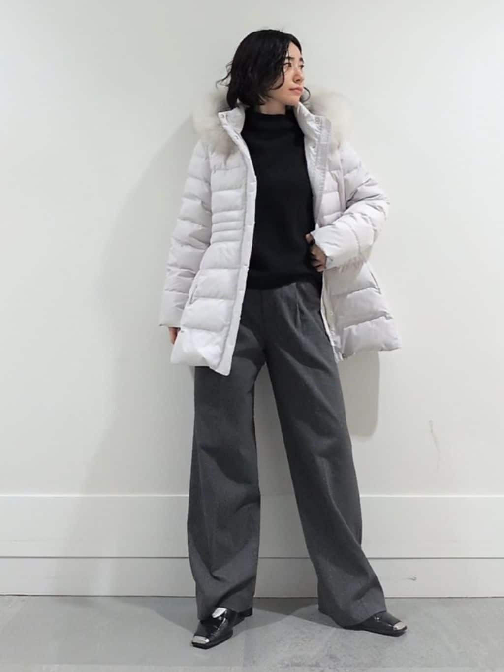 ミズタさんの「UNTITLED｜【はっ水機能/フード取り外し可】ミディダウンコート」を使ったコーディネート