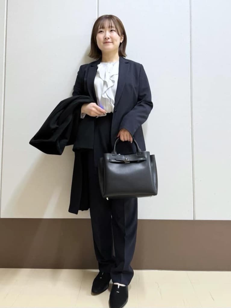 Rikoさんの「INDIVI｜【洗える】ラッフルサテンブラウス」を使ったコーディネート