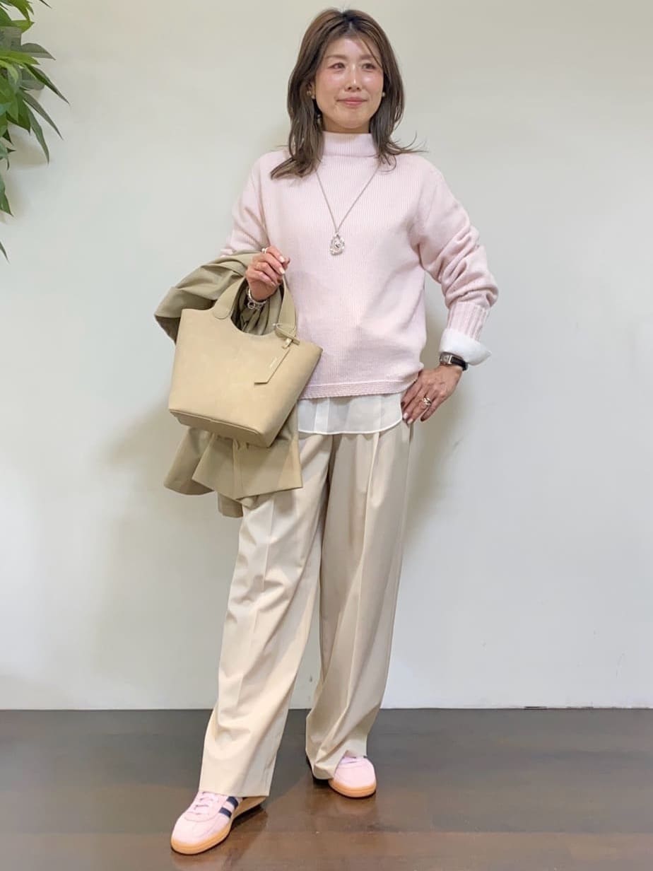 tomoさんの「UNTITLED｜【洗える】スポンディッシュ ボトルネックニット」を使ったコーディネート