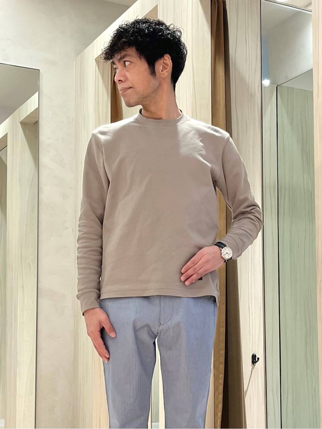 URAさんの「TAKEO KIKUCHI｜【ウールカシミヤブレンド】ビーバー調 スタンドカラー コート」を使ったコーディネート
