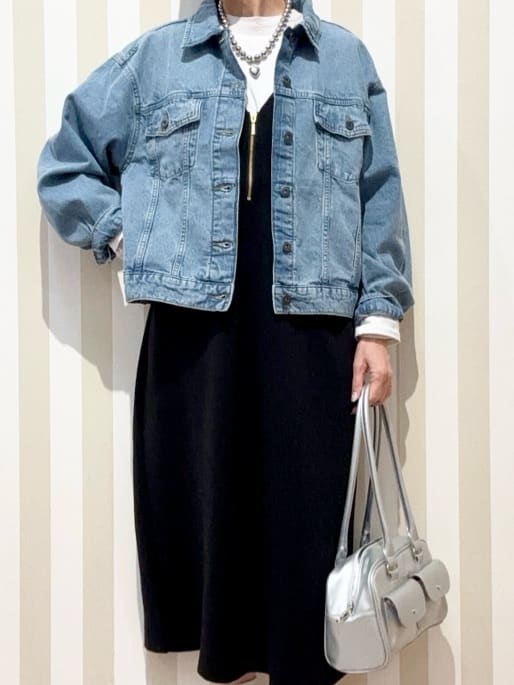 まつこさんの「SHOO･LA･RUE｜【SHOO・LA・RUE DENIM】羽織るだけでこなれる　オーバーサイズデニムジャケット」を使ったコーディネート