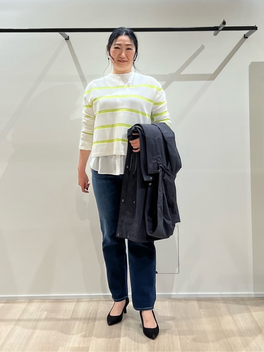 TOMOMIさんの「UNTITLED｜◆【ゆったり/洗える】クロップドニットプルオーバー」を使ったコーディネート