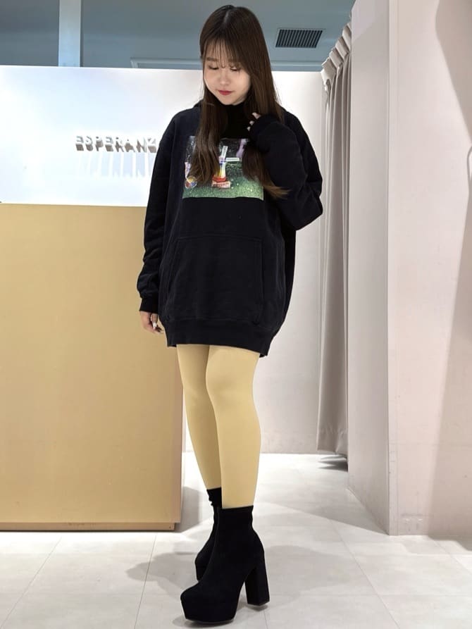 neinaさんの「ESPERANZA｜ラク盛りショートブーツ」を使ったコーディネート