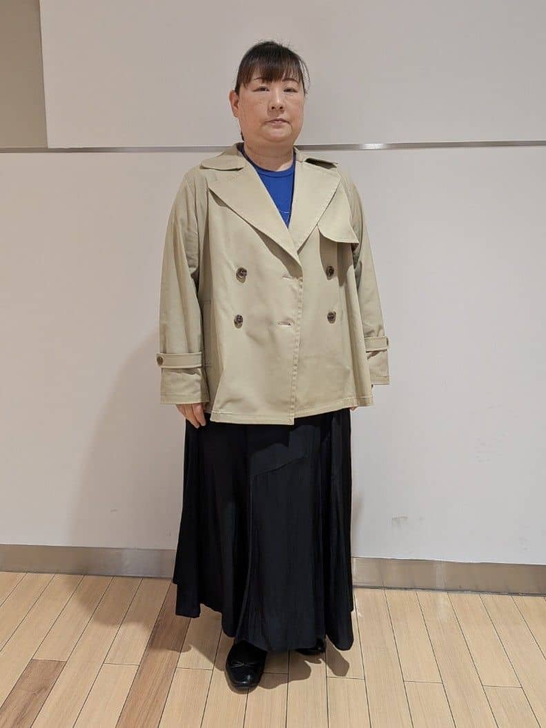 TAKAさんの「UNTITLED｜【定番人気/はっ水/洗える】タスランショートトレンチコート」を使ったコーディネート