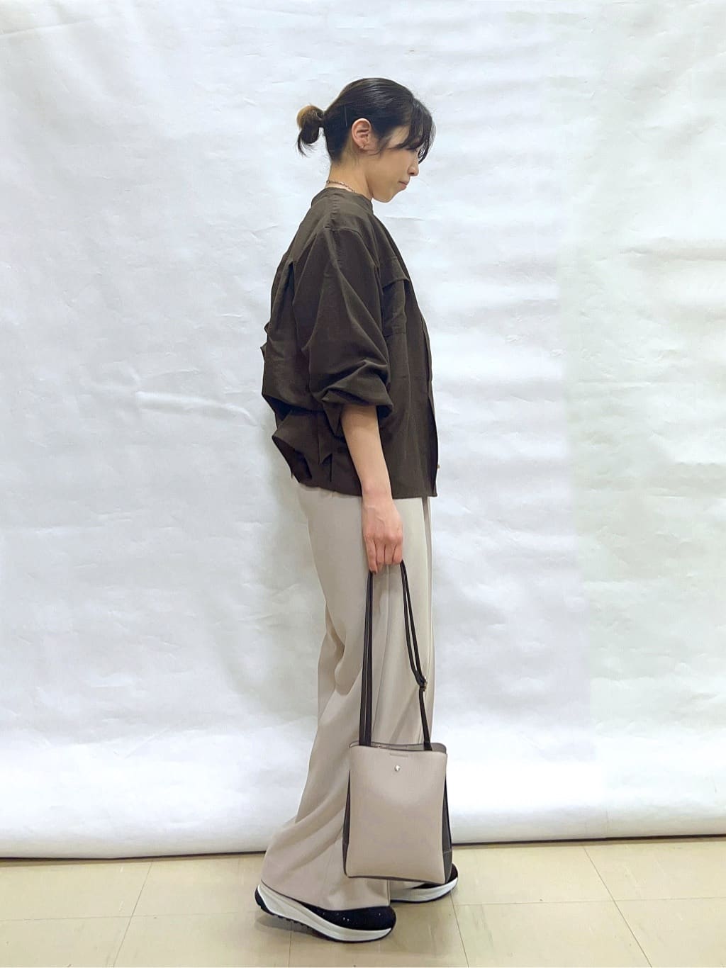 まっつんさんの「SHOO･LA･RUE｜【軽量/高レビュー】見た目よりもたっぷり入る ふわっと軽い3層ショルダー」を使ったコーディネート