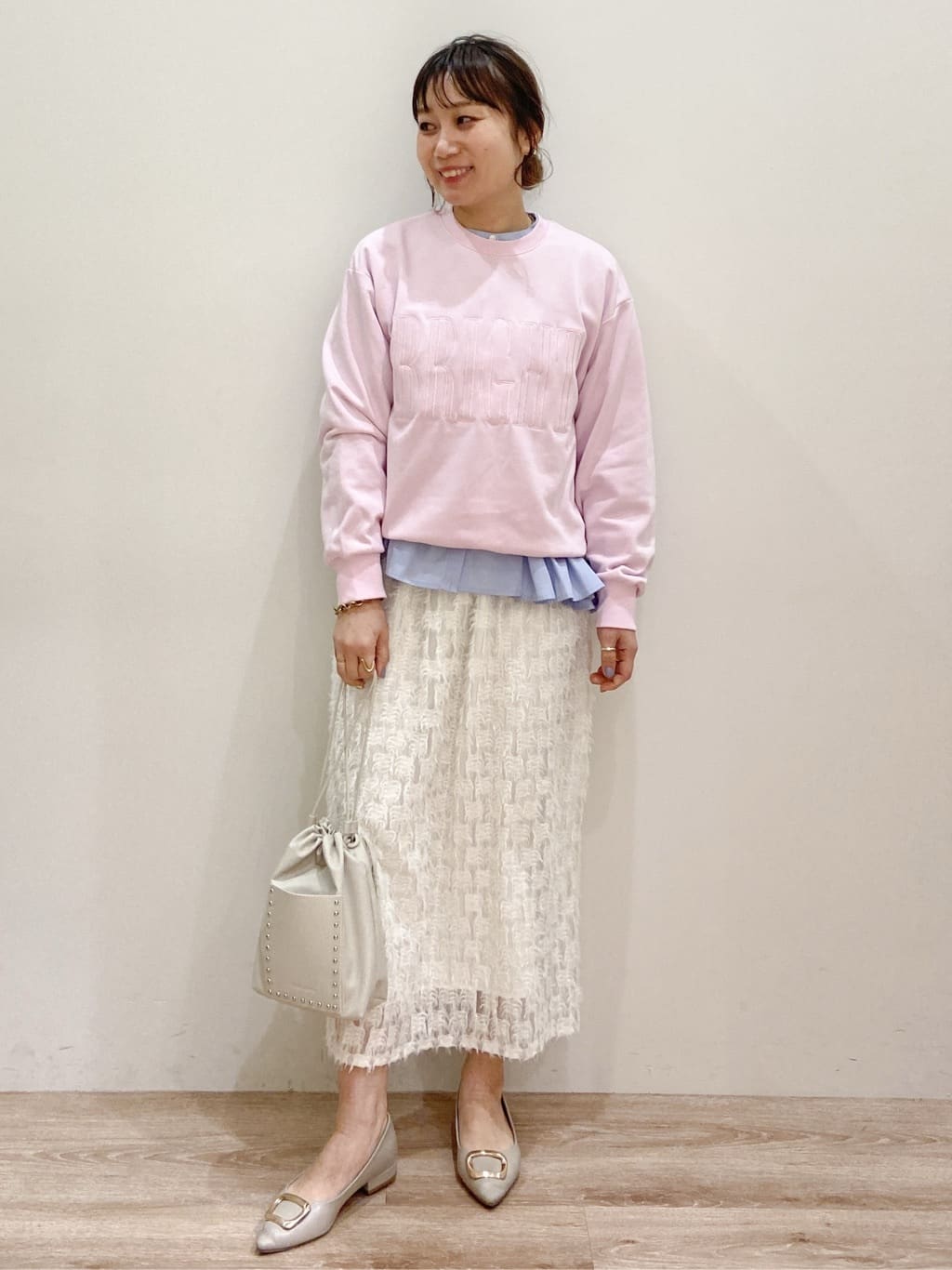 risayanさんの「OPAQUE.CLIP｜ロゴ刺繍裏毛トップス【洗濯機OK】」を使ったコーディネート