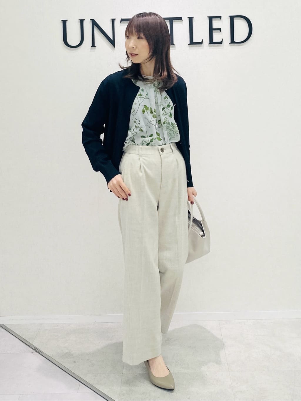 Miwaさんの「UNTITLED｜【花柄/洗える】ボタニカルブラウス」を使ったコーディネート