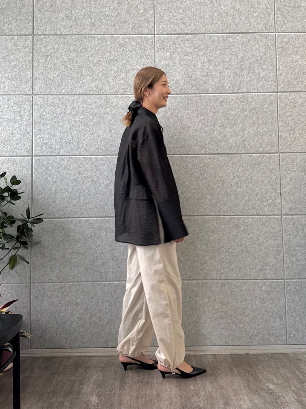 uchi__yamaさんの「CODE A｜drawcord utility pants」を使ったコーディネート