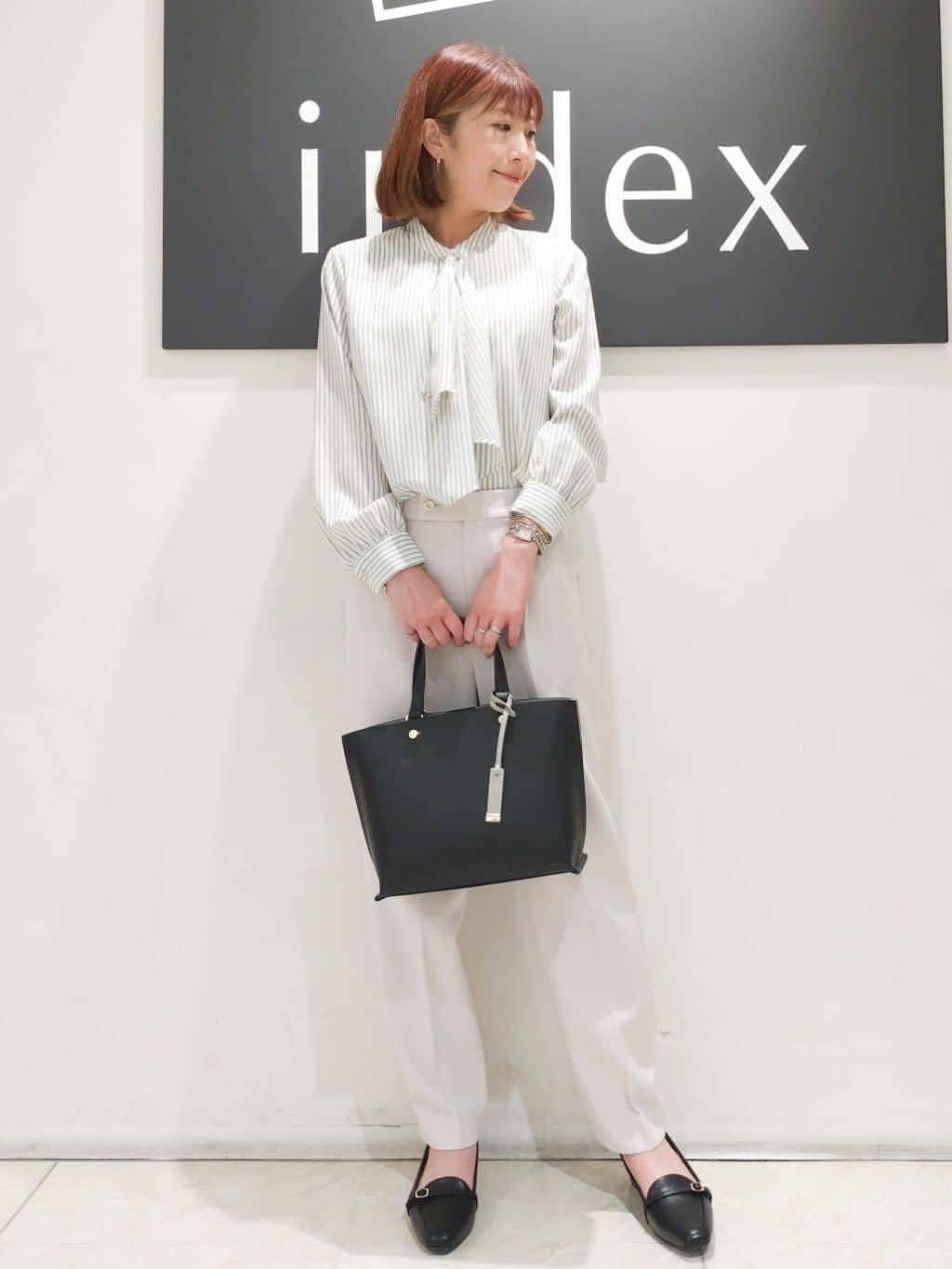 n.さんの「index｜アシンメトリーボウタイブラウス【洗濯機OK／イージーアイロン／防シワ】《XS～LL》」を使ったコーディネート