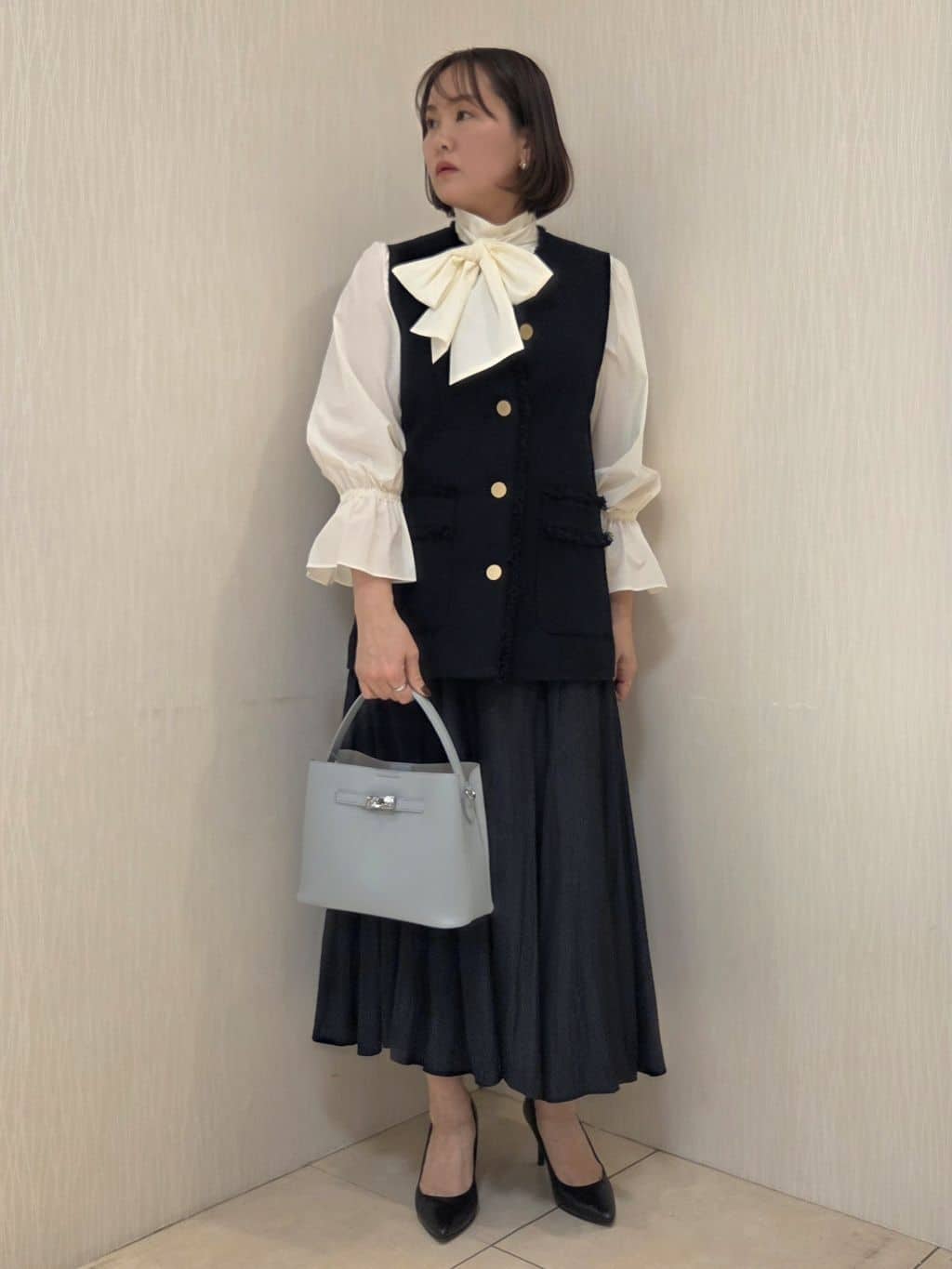 naokoさんの「UNTITLED｜【オンオフ使える】スラブツイード ジレ」を使ったコーディネート