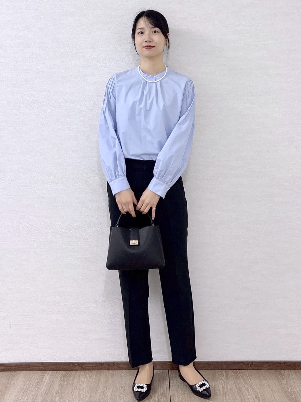 sachikoさんの「OPAQUE.CLIP｜《通勤対応》袖タックボリュームブラウス【洗濯機OK】」を使ったコーディネート