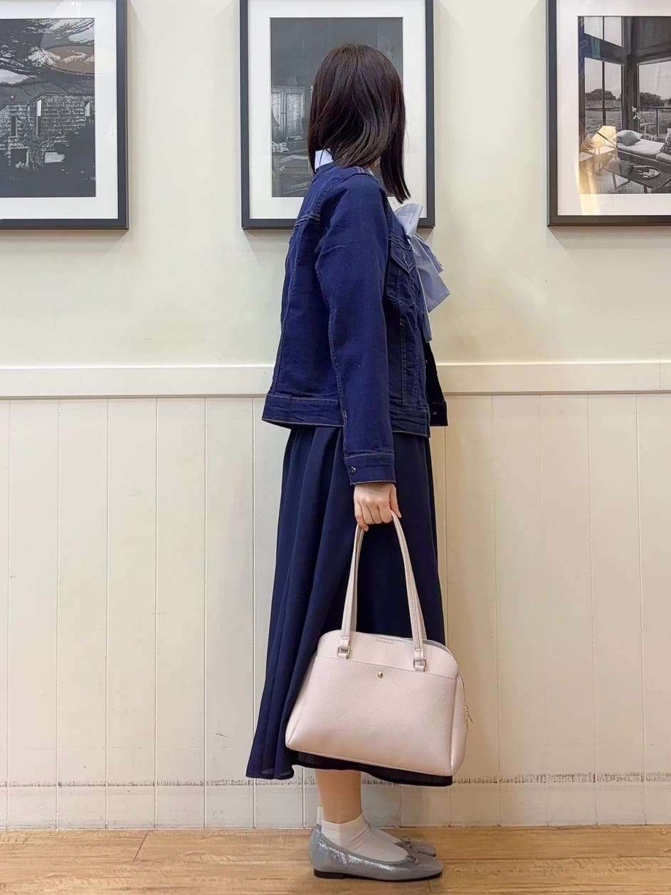 えぬさんの「SHOO･LA･RUE｜ふんわり女性らしさあふれる ギャザーフレアスカート」を使ったコーディネート