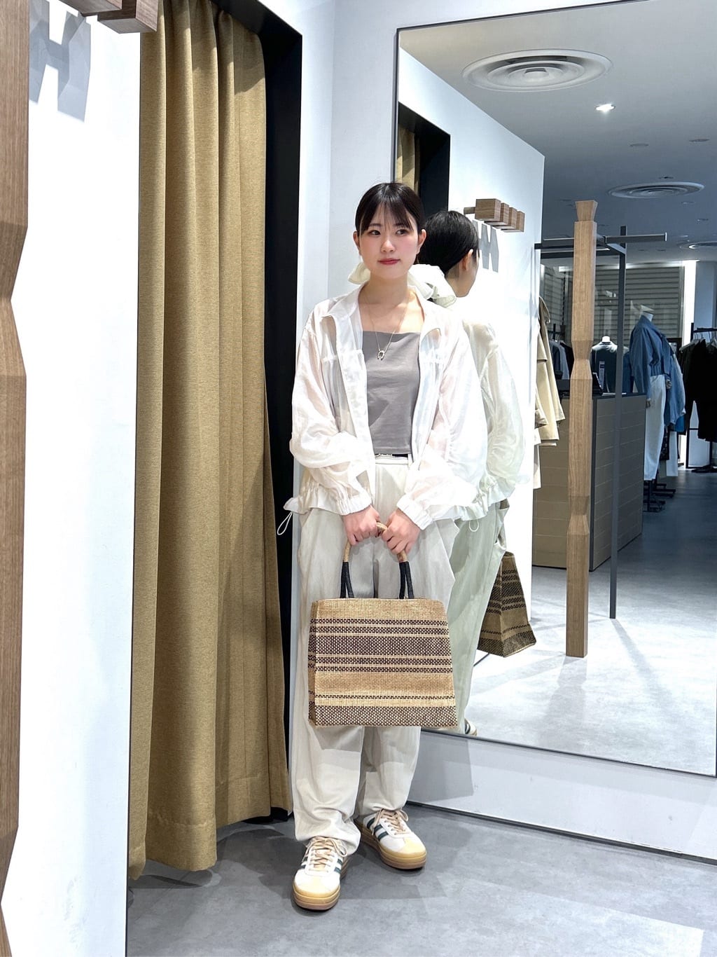 Renoさんの「INDIVI｜シアーシャーリングブルゾン」を使ったコーディネート