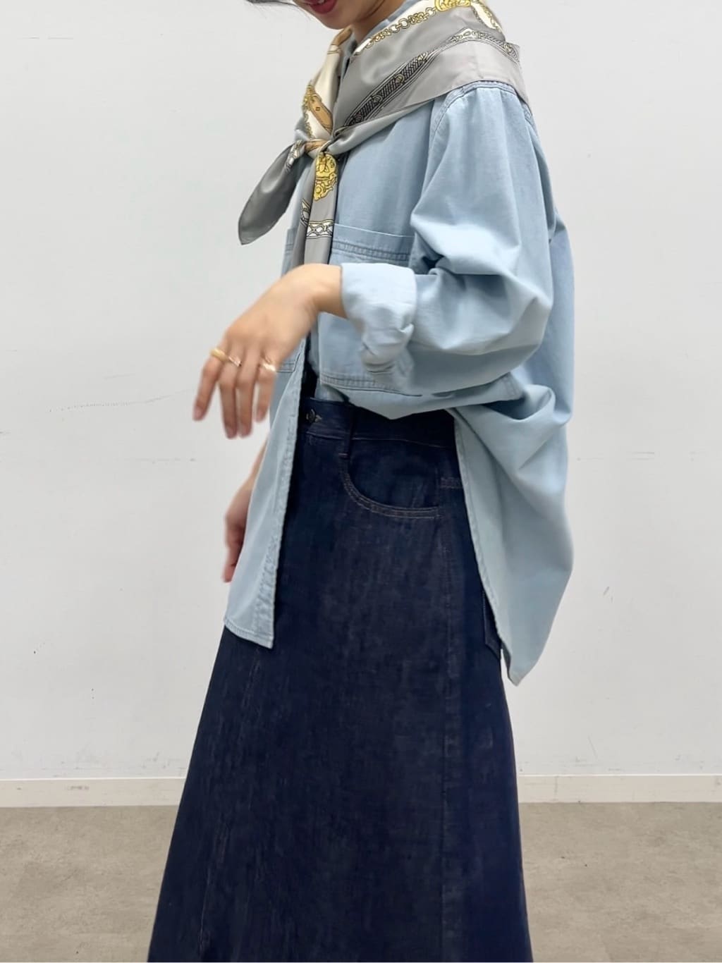 cotaniさんの「SHOO･LA･RUE｜【SHOO・LA・RUE DENIM】シンプルだから使いやすい Aラインスカート」を使ったコーディネート