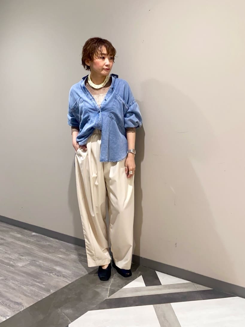 mari_831さんの「INDIVI｜カーヴィーパンツ【接触冷感】」を使ったコーディネート