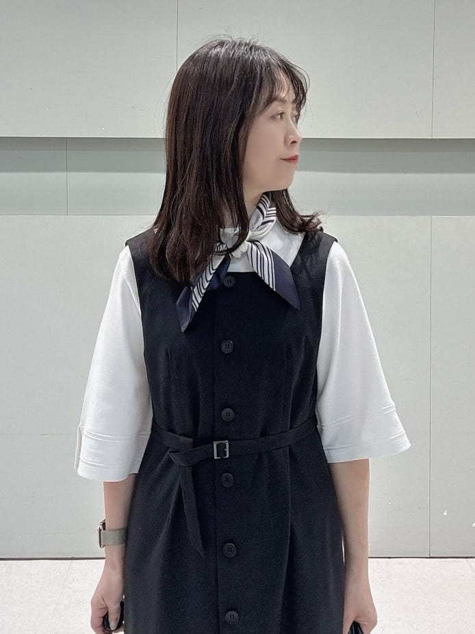 makiさんの「UNTITLED｜【洗える/清涼感】袖スリットニットプルオーバー」を使ったコーディネート