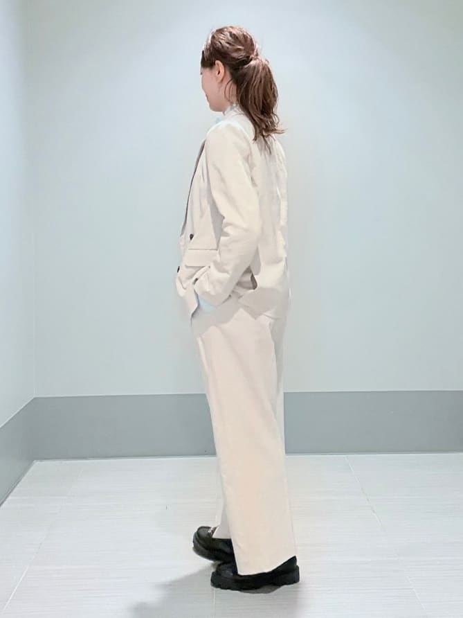 Yamaさんの「DRESSTERIOR｜【セットアップ可/吸水速乾/ウォッシャブル】リネンブレンドオックスダブルジャケット」を使ったコーディネート