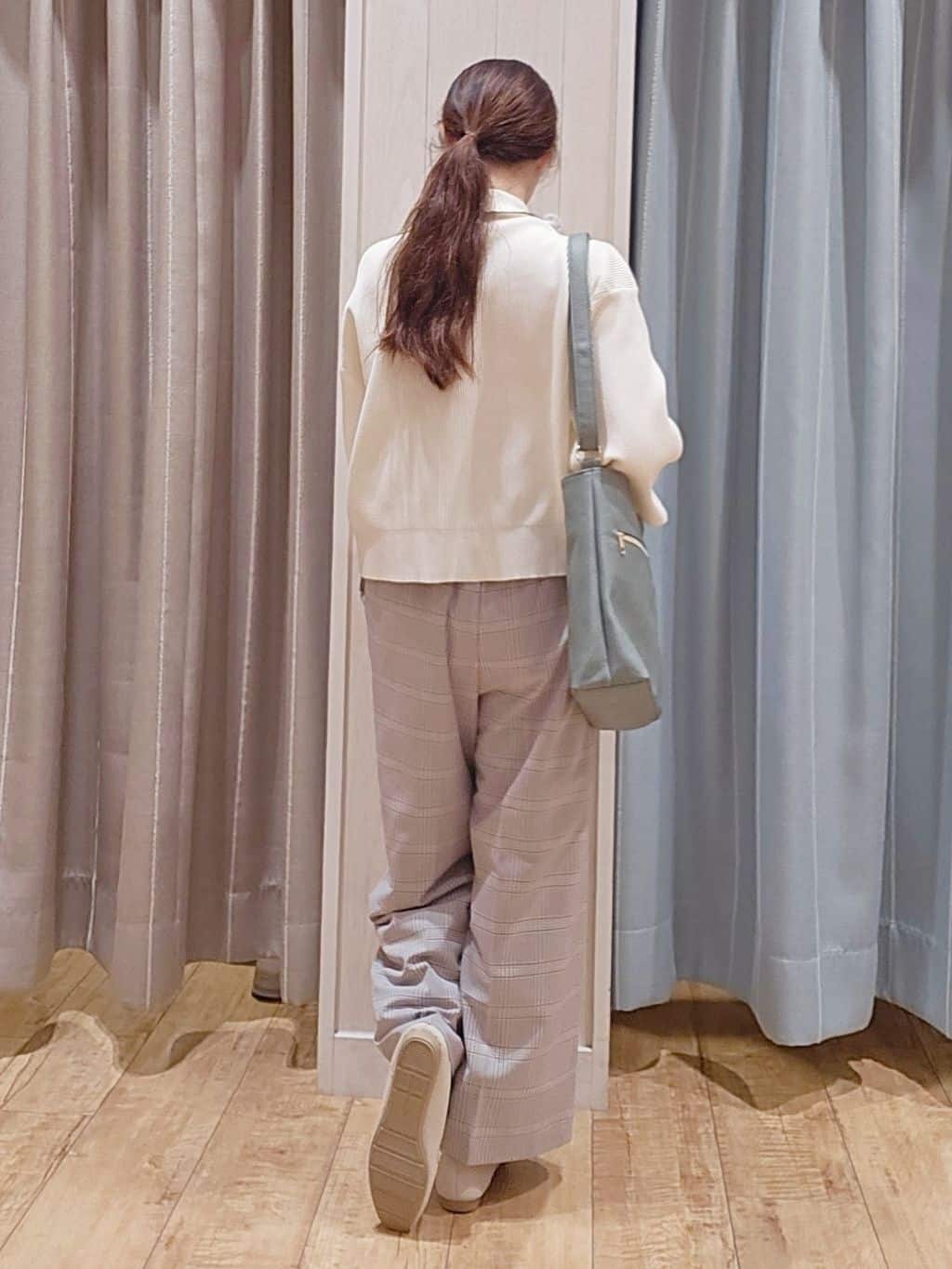 miyaさんの「SHOO･LA･RUE｜【洗える】ニットローファー」を使ったコーディネート