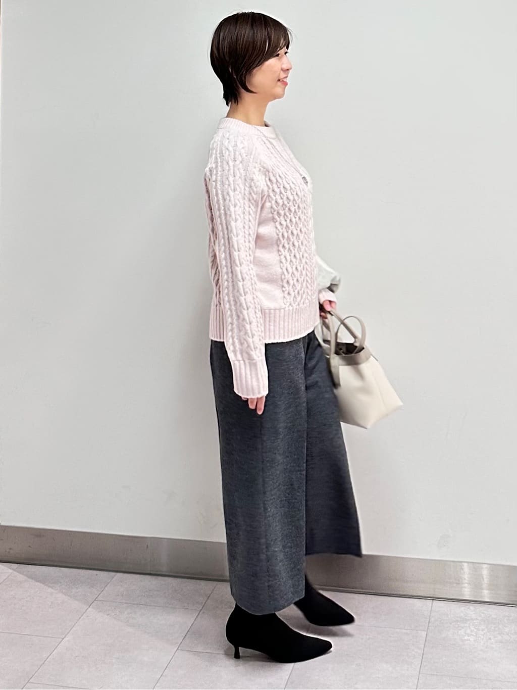 みなこさんの「UNTITLED｜【洗える】スポンディッシュ ケーブル柄ニット」を使ったコーディネート